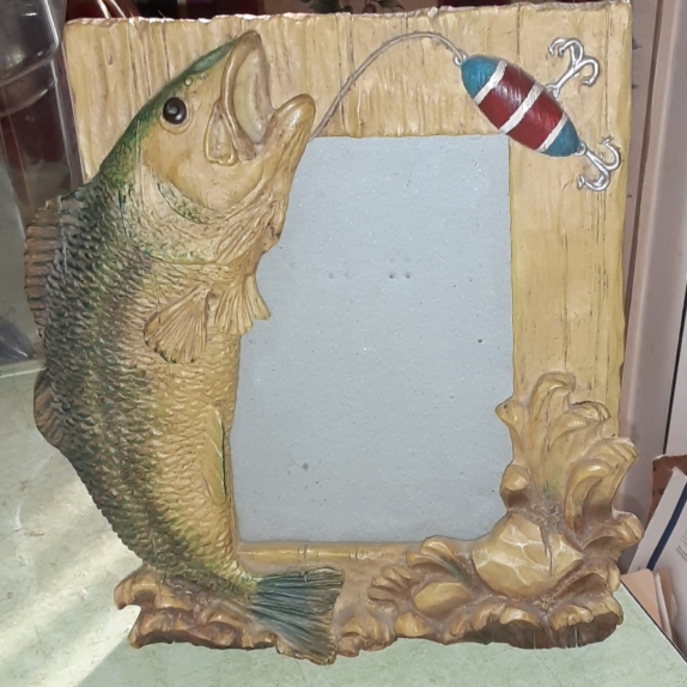 Picture frame fish